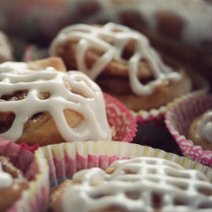 cinnamon_roll_feat