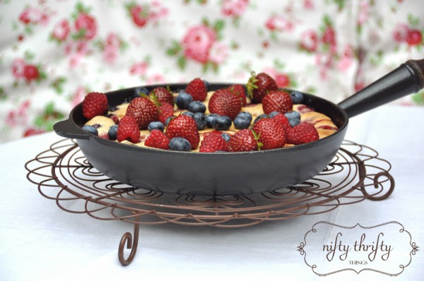 смешанные Clafoutis ягоды из {отличная экономных вещи}