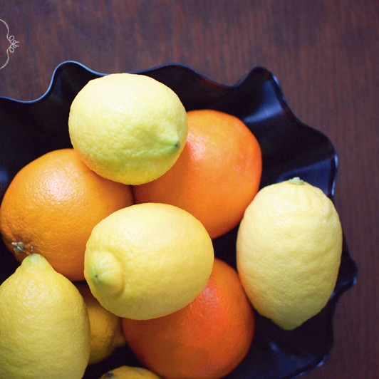 recycled: record bowl from {nifty thrifty things}